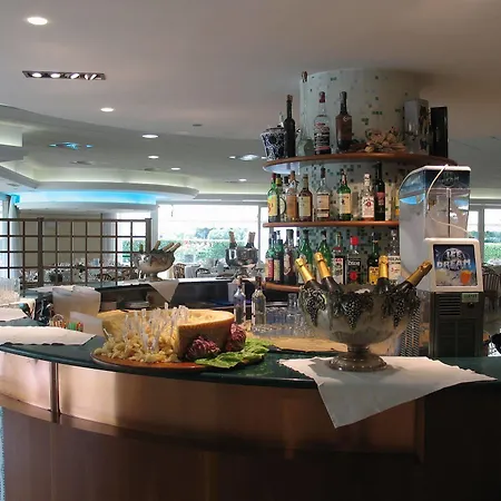 Отель Miramare 3*