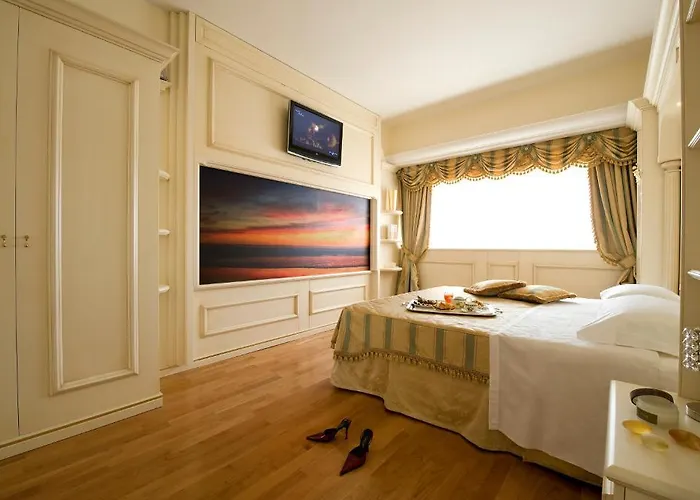 Miramare Отель 3*